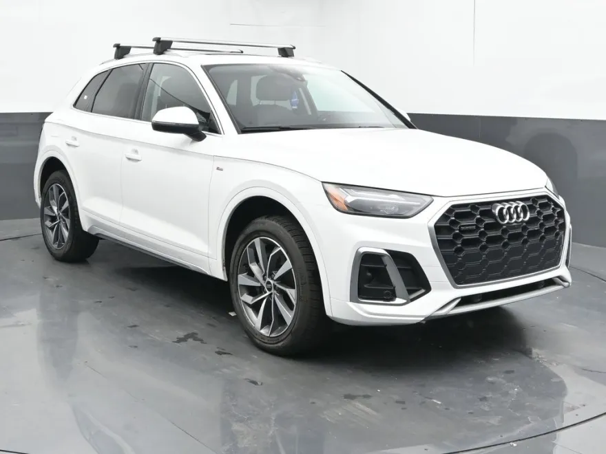 2023 Audi Q5 45 S line Premium photo 1
