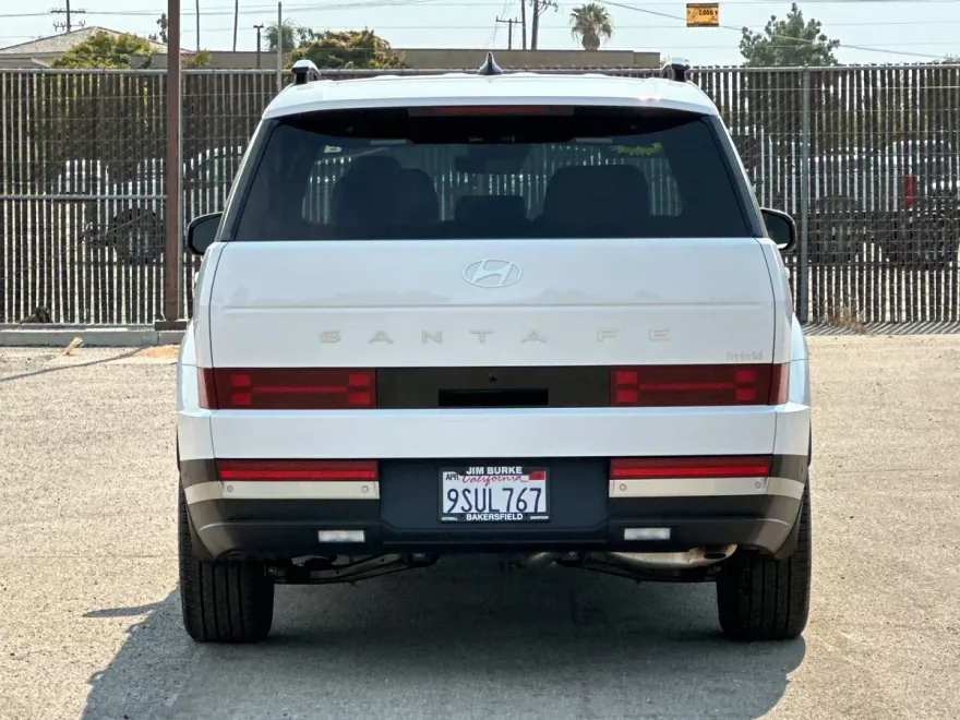 2025 Hyundai Santa Fe Limited photo 1