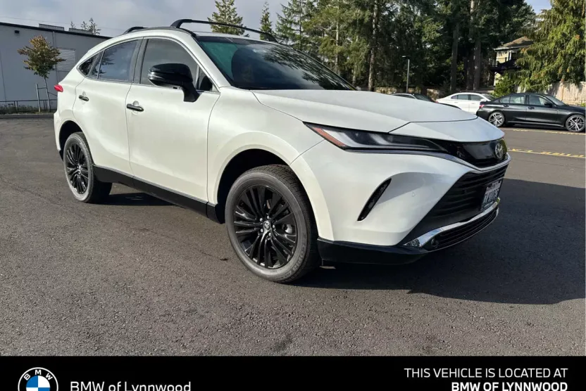 2024 Toyota Venza photo 1