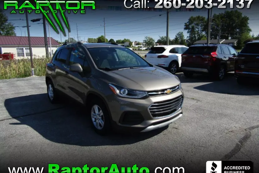 2021 Chevrolet Trax LT photo 1