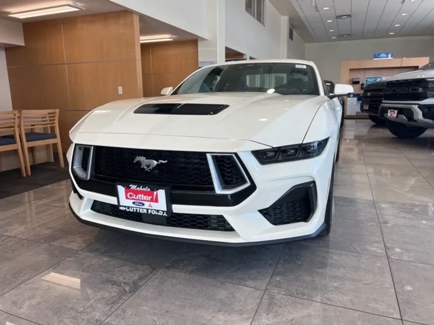 2025 Ford Mustang GT Premium photo 1