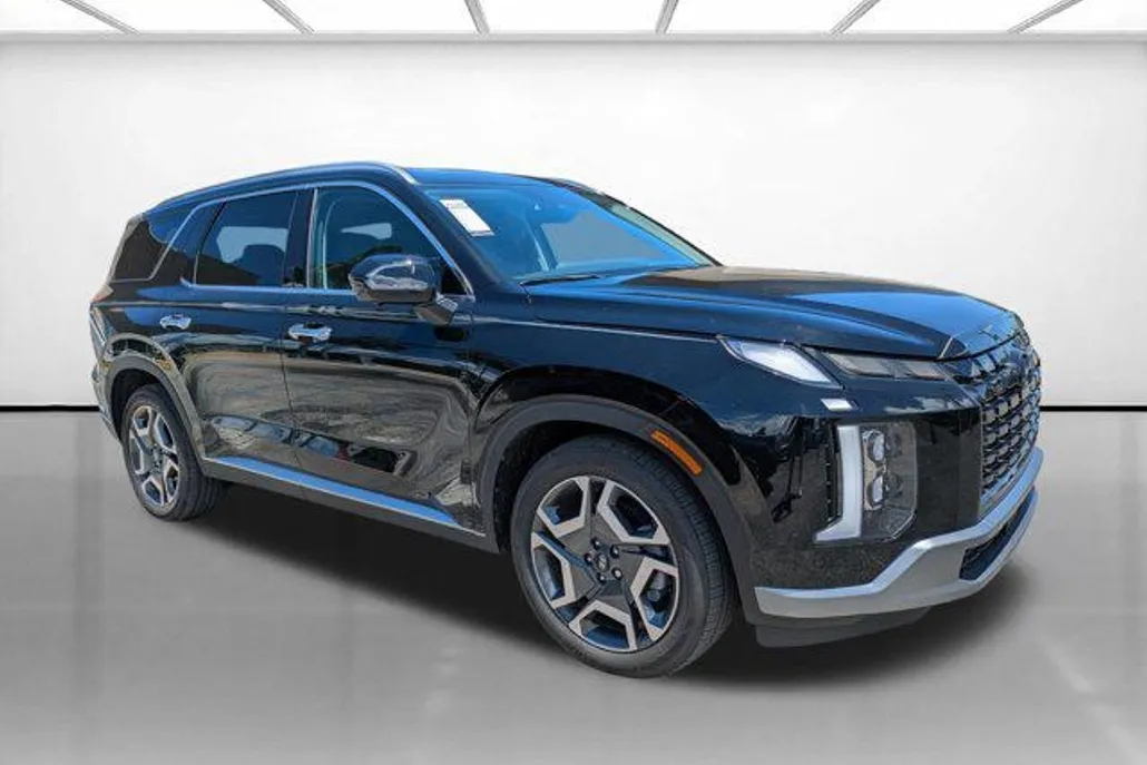 2025 Hyundai Palisade SEL photo 1