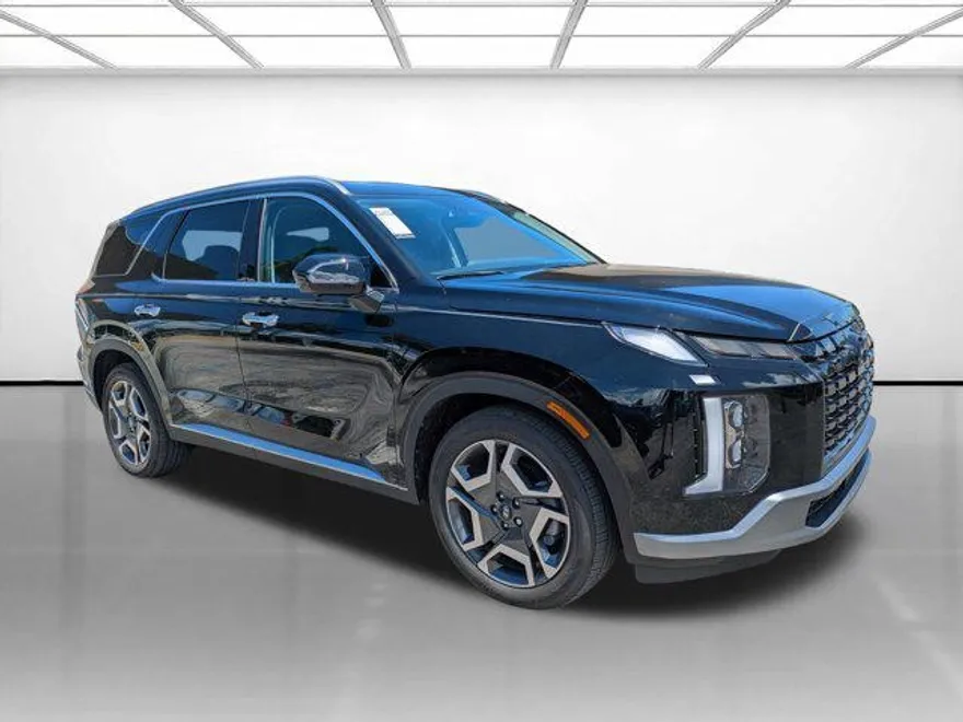 2025 Hyundai Palisade SEL photo 1