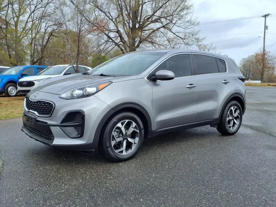 2022 Kia Sportage LX photo 1