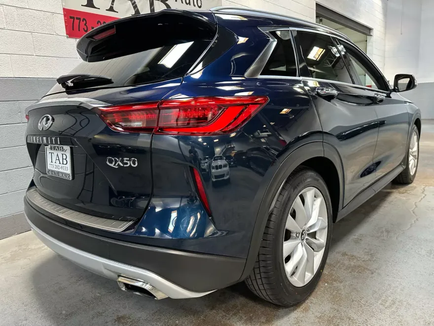 2019 Infiniti QX50 Luxe AWD photo 1
