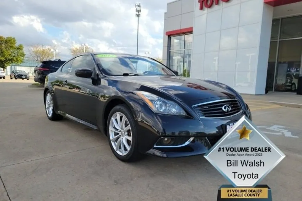 2012 Infiniti G37 photo 1