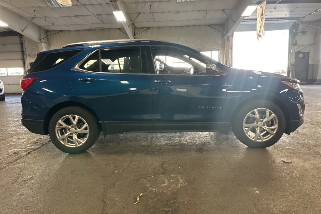 2020 Chevrolet Equinox Premier photo 1