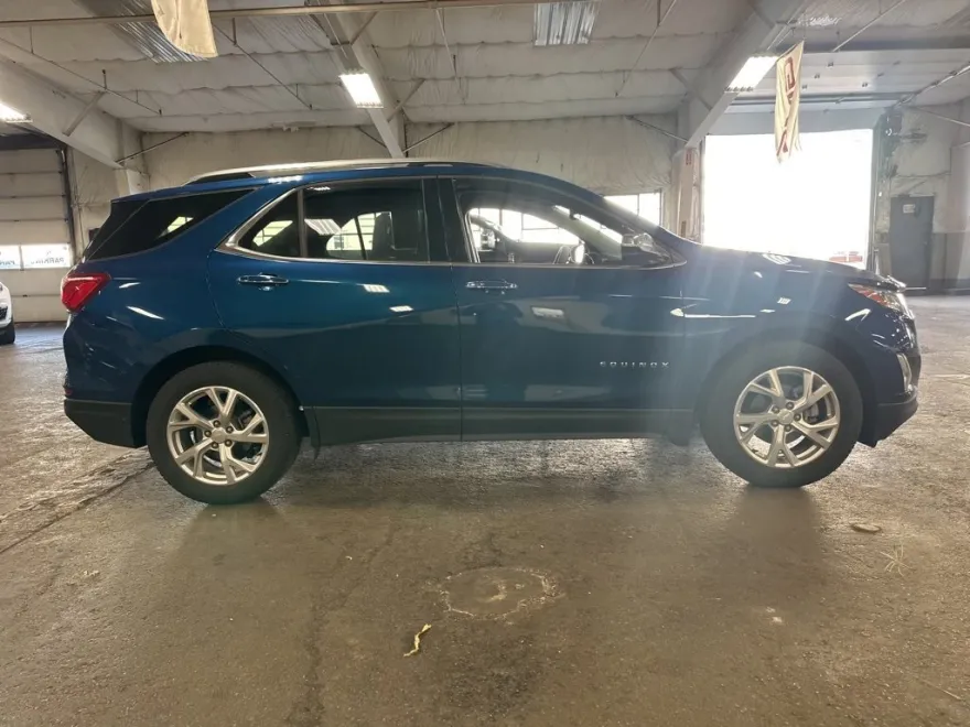 2020 Chevrolet Equinox Premier photo 1