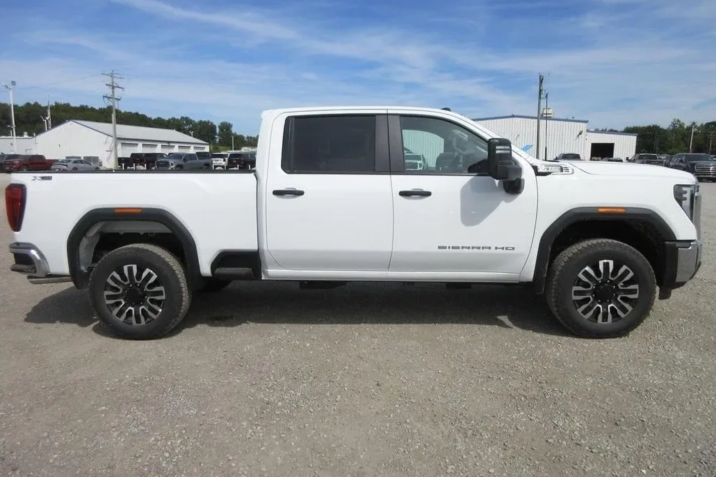 2025 Gmc Sierra 2500 HD Pro photo 1