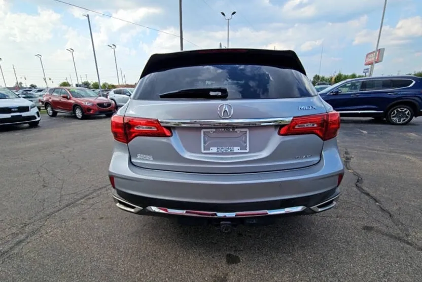 2020 Acura MDX SH-AWD Technology photo 1