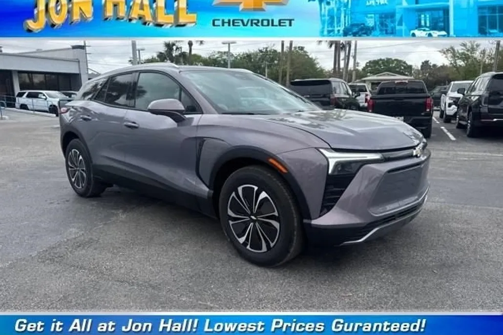 2025 Chevrolet Blazer EV photo 1