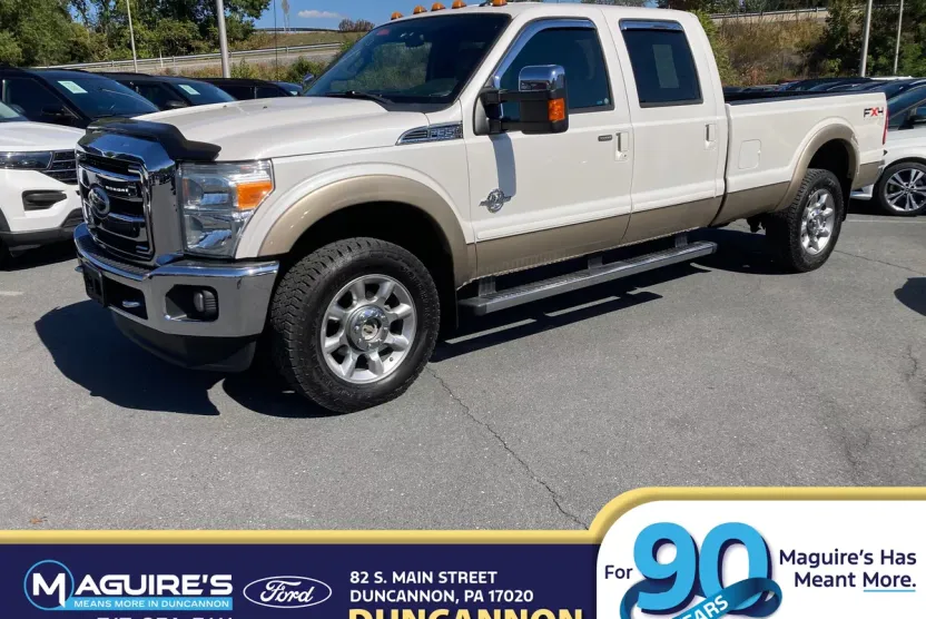 2011 Ford F-350 Lariat photo 1