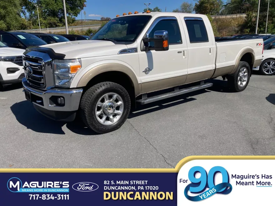 2011 Ford F-350 Lariat photo 1