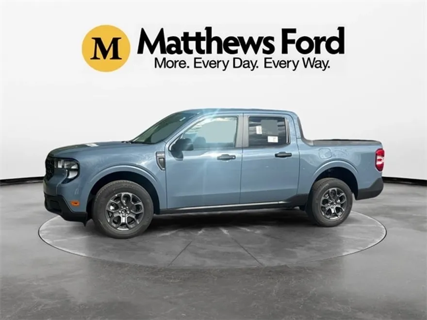 2025 Ford Maverick XLT photo 1