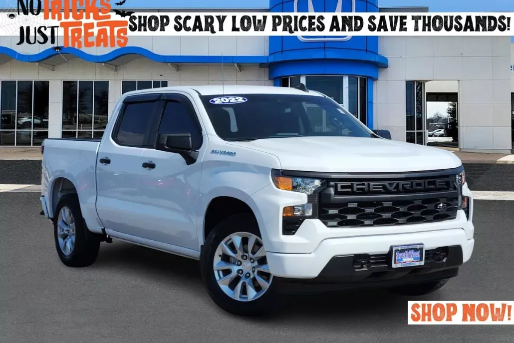 2022 Chevrolet Silverado 1500 Custom photo 1