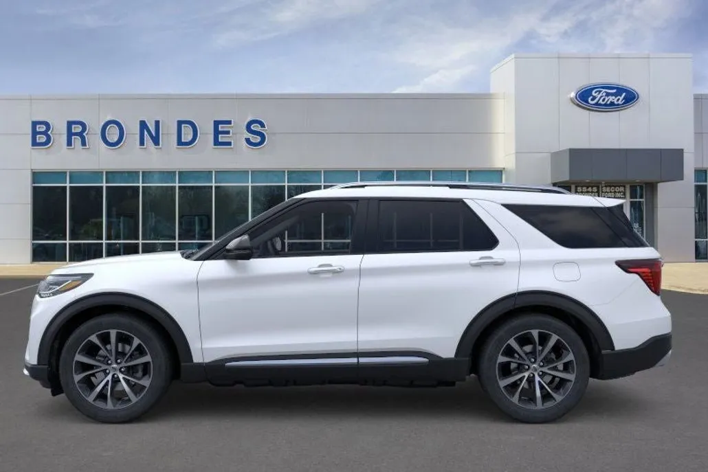 2025 Ford Explorer Platinum photo 1