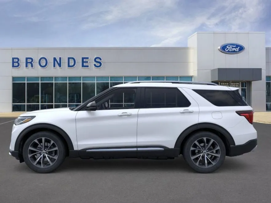 2025 Ford Explorer Platinum photo 1