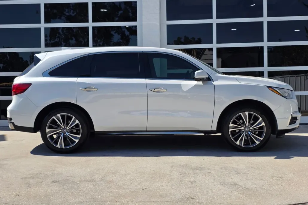 2020 Acura MDX Technology Sport photo 1