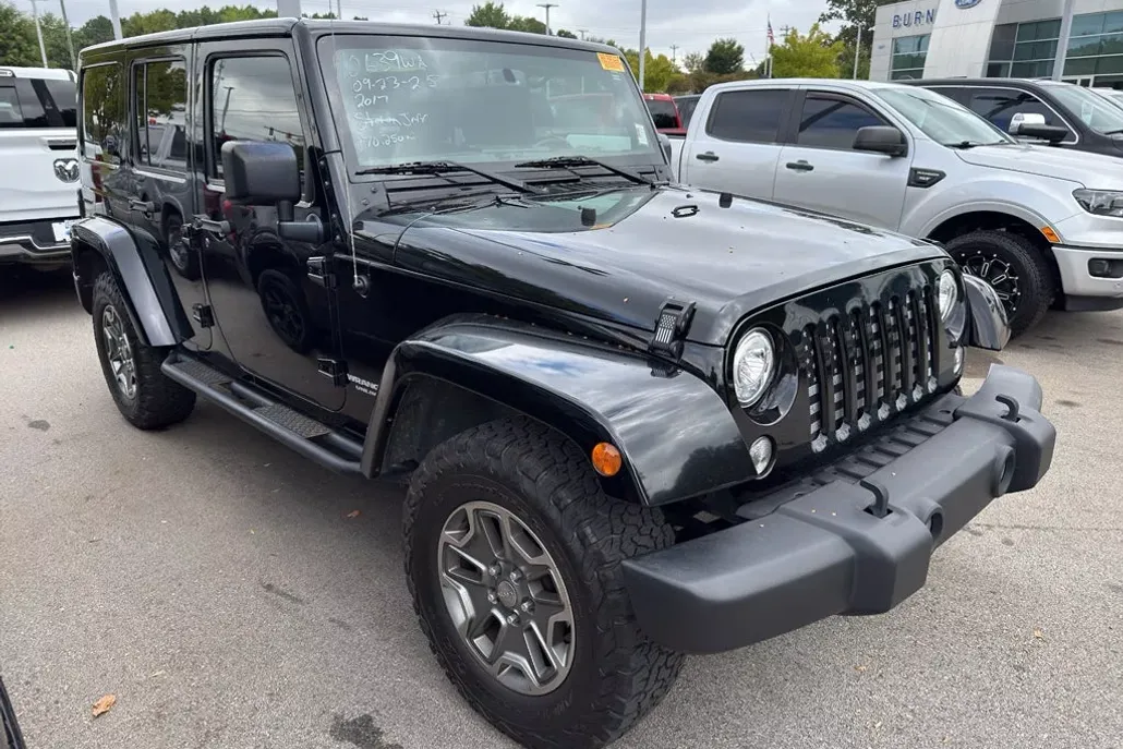 2017 Jeep Wrangler Unlimited Rubicon photo 1