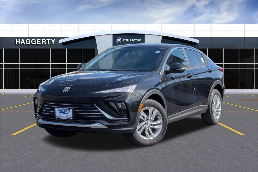 2025 Buick Envista Preferred photo 1