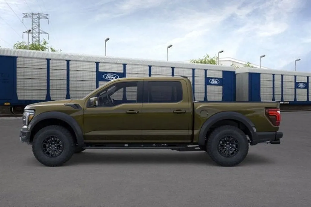 2025 Ford F-150 Raptor photo 1