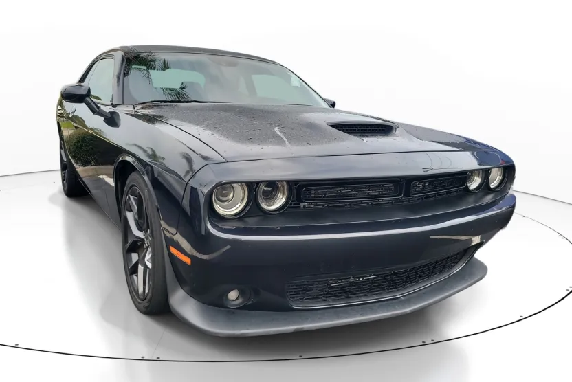 2019 Dodge Challenger GT photo 1