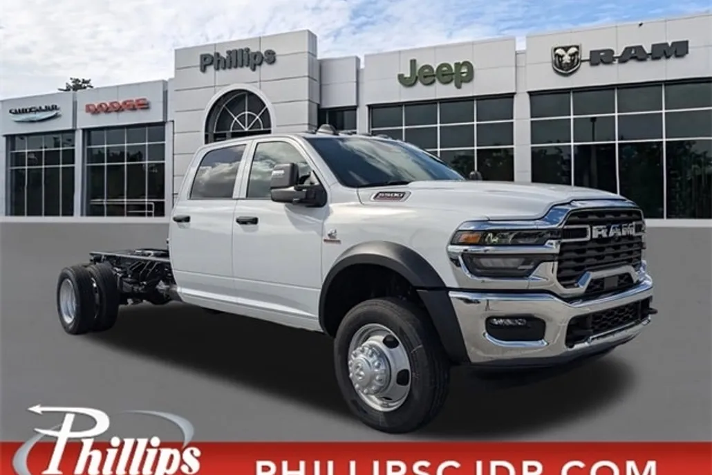 2026 Ram 5500 Tradesman photo 1