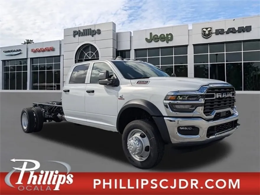 2026 Ram 5500 Tradesman photo 1