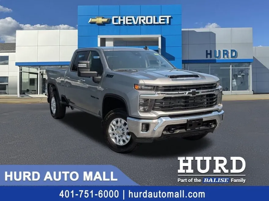 2025 Chevrolet Silverado 3500HD LT photo 1