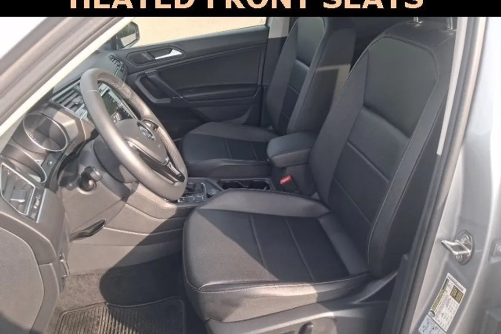 2020 Volkswagen Tiguan SE photo 1