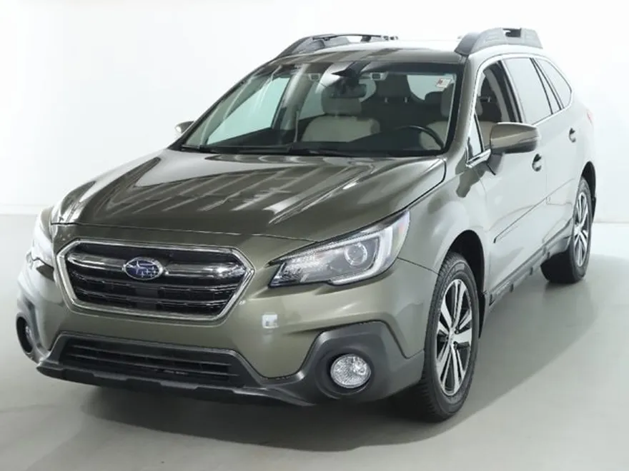 2018 Subaru Outback 3.6R Limited photo 1