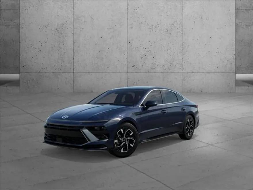 2025 Hyundai Sonata SEL photo 1