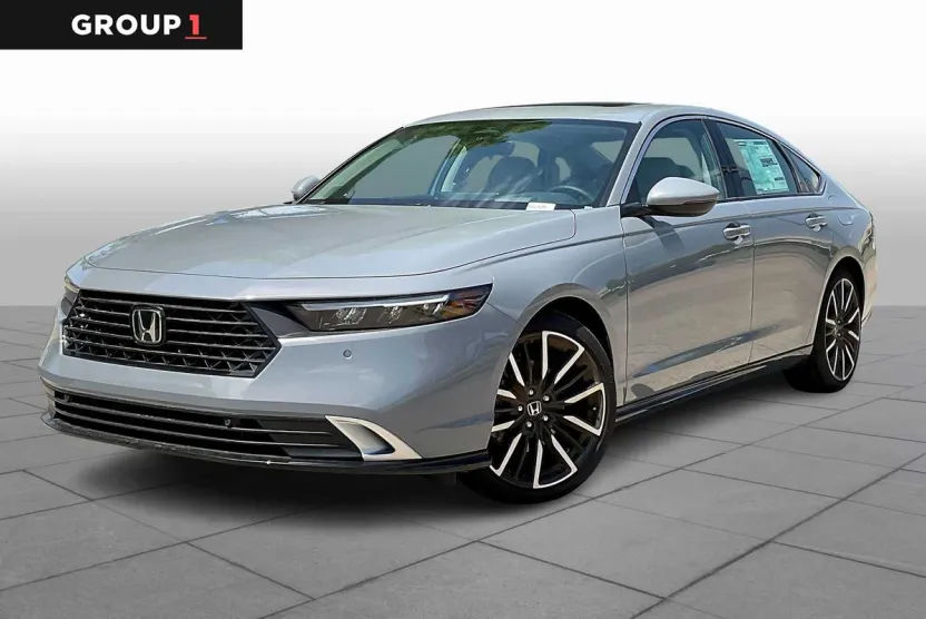 2025 Honda Accord Hybrid Touring photo 1