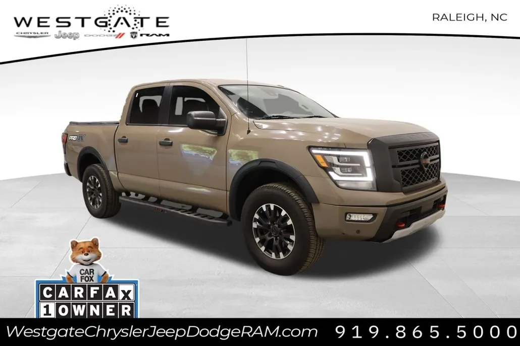 2021 Nissan Titan PRO-4X photo 1