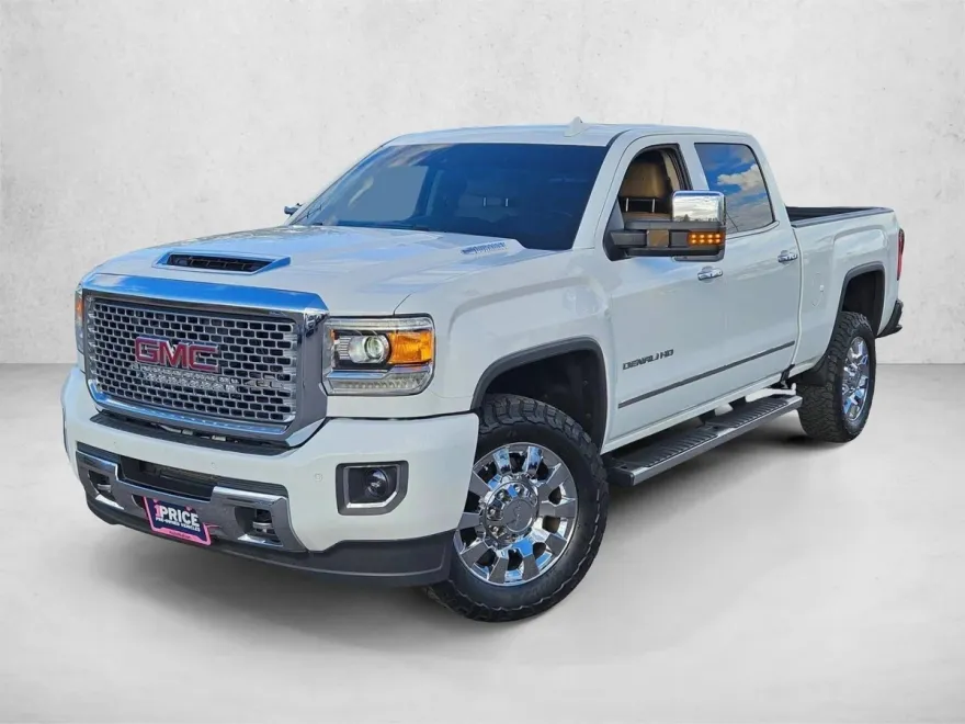2017 Gmc Sierra 2500 HD Denali photo 1