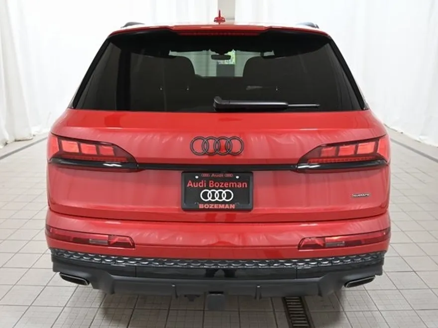 2026 Audi Q7 55 Prestige photo 1