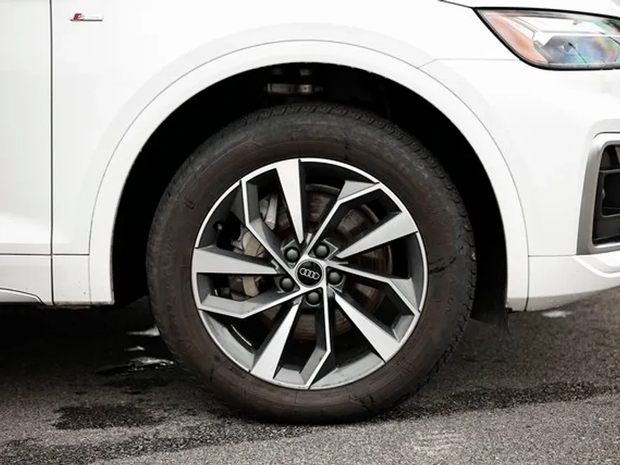 2023 Audi Q5 45 S line Premium Plus photo 1
