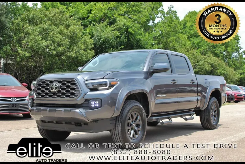 2023 Toyota Tacoma Double Cab SR5 photo 1