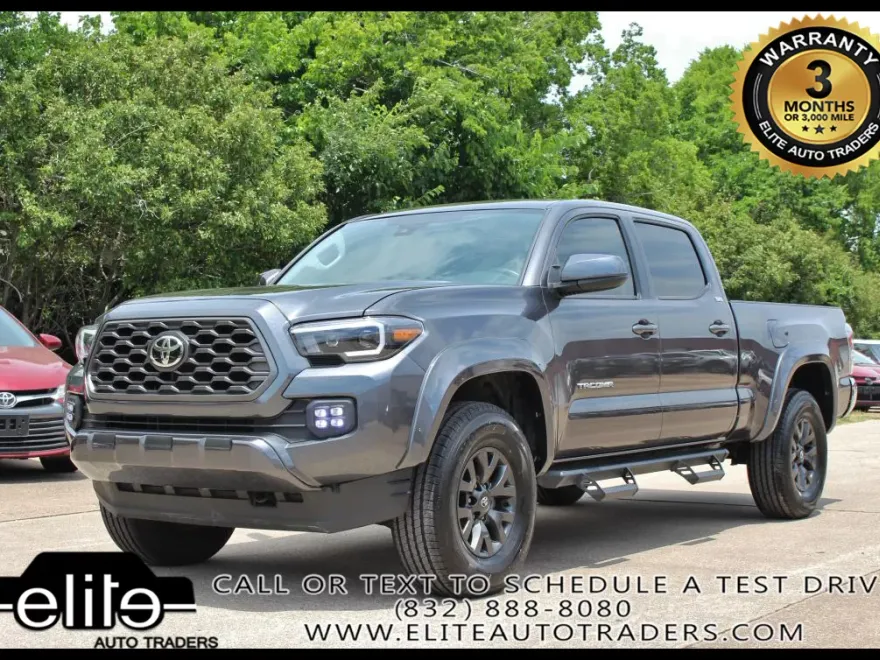 2023 Toyota Tacoma Double Cab SR5 photo 1
