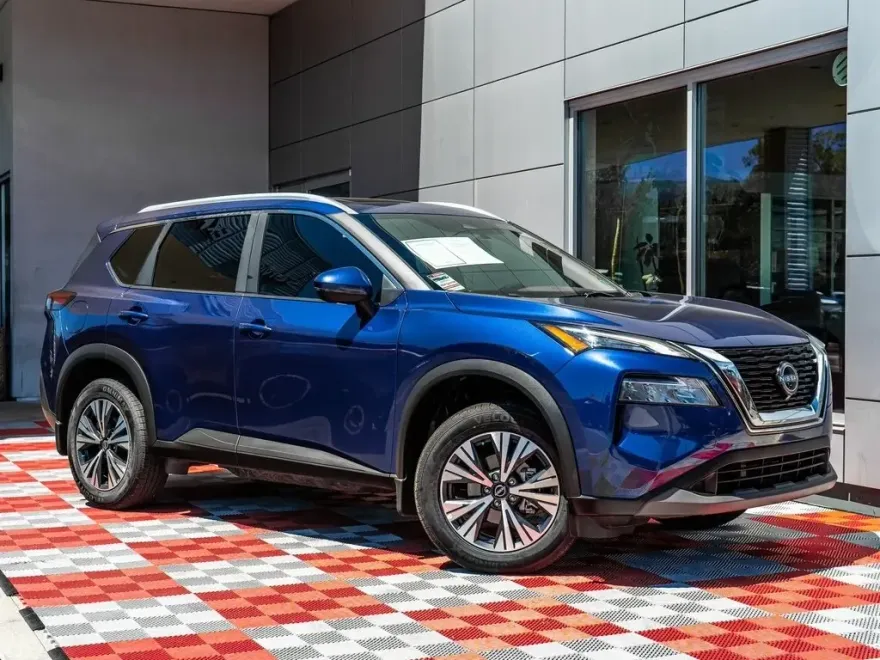 2023 Nissan Rogue SV AWD photo 1