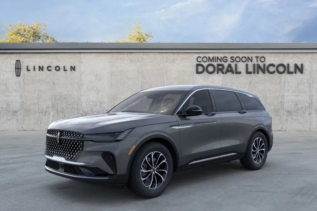 2025 Lincoln Nautilus Premiere photo 1