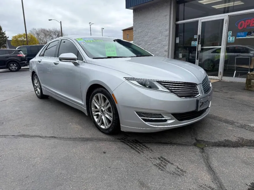 2015 Lincoln MKZ Hybrid photo 1