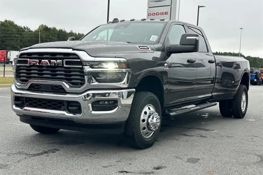 2026 Ram 3500 Tradesman photo 1