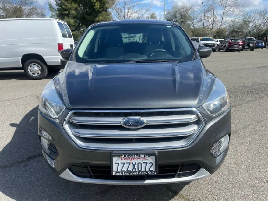2017 Ford Escape SE photo 1