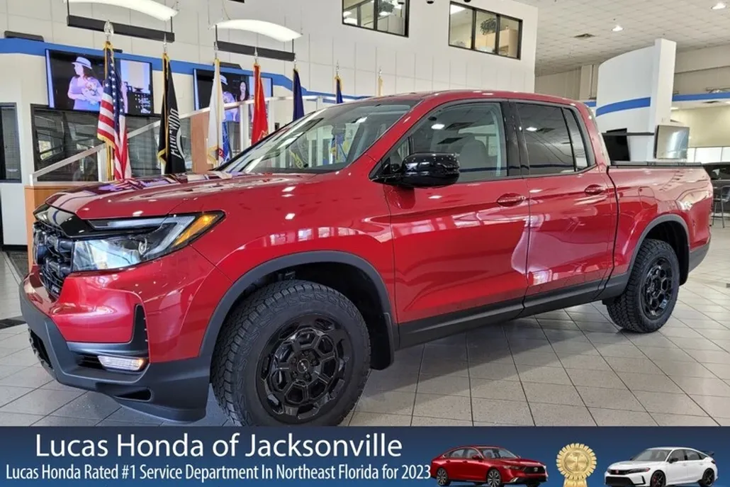 2025 Honda Ridgeline Sport photo 1