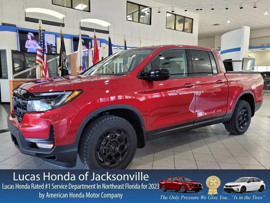 2025 Honda Ridgeline Sport photo 1