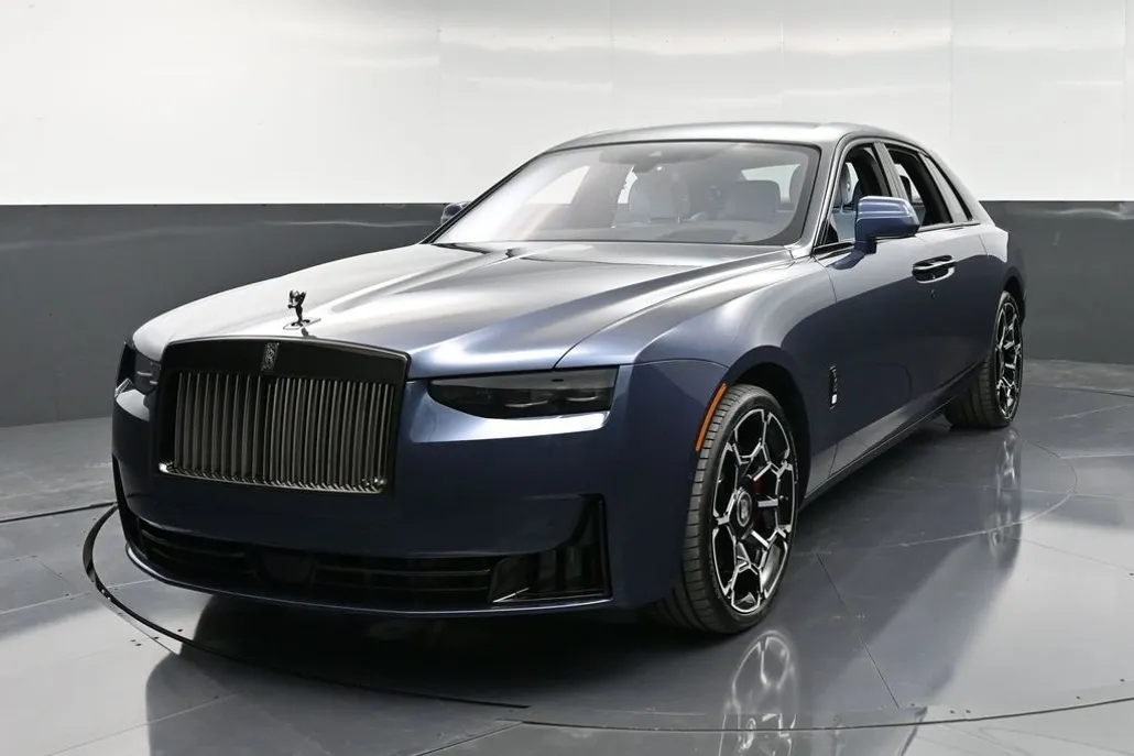 2026 Rolls Royce Ghost Black Badge photo 1