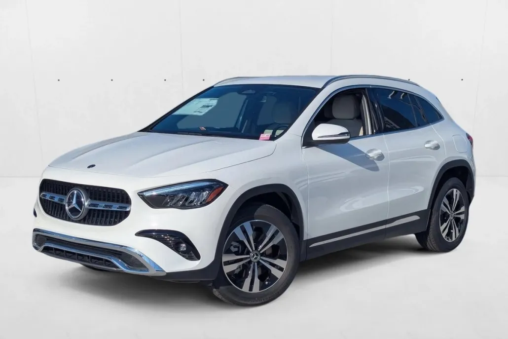 2026 Mercedes Benz GLA 250 photo 1