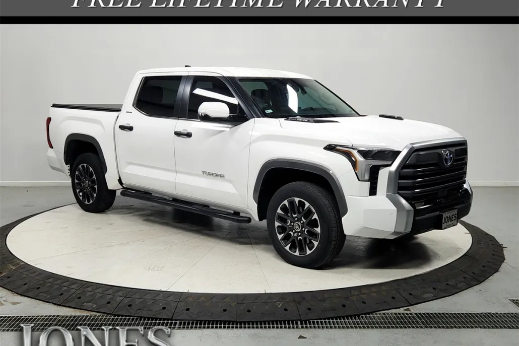 2024 Toyota Tundra Limited photo 1