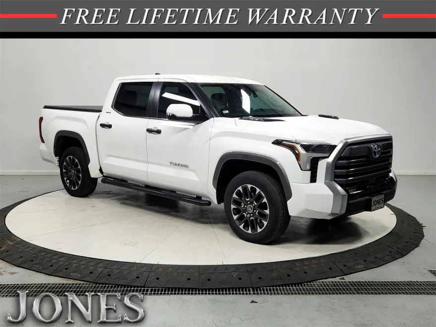 2024 Toyota Tundra Limited photo 1